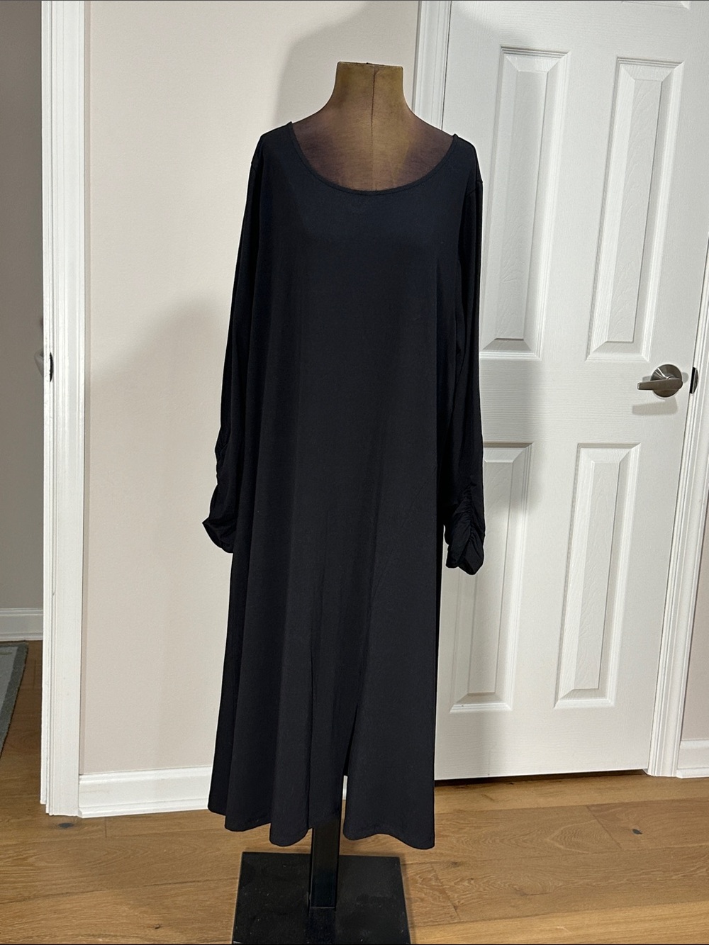 Soft Surrounding Black Long Sleeve Scoop Neck Women's Dress size 3X